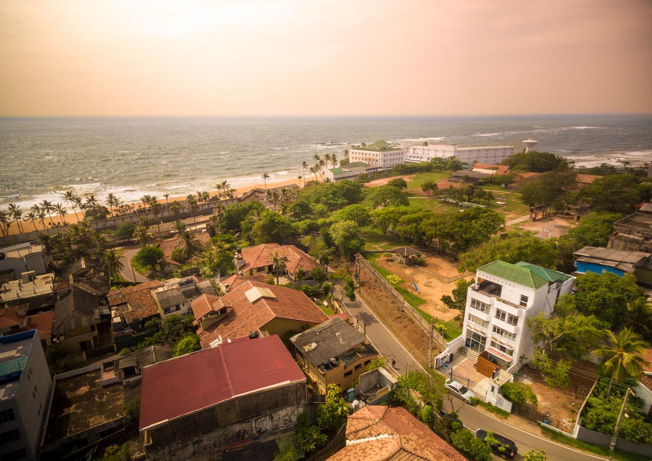 Island Hostels Mount Lavinia Dehiwala-Mount Lavinia Exterior photo